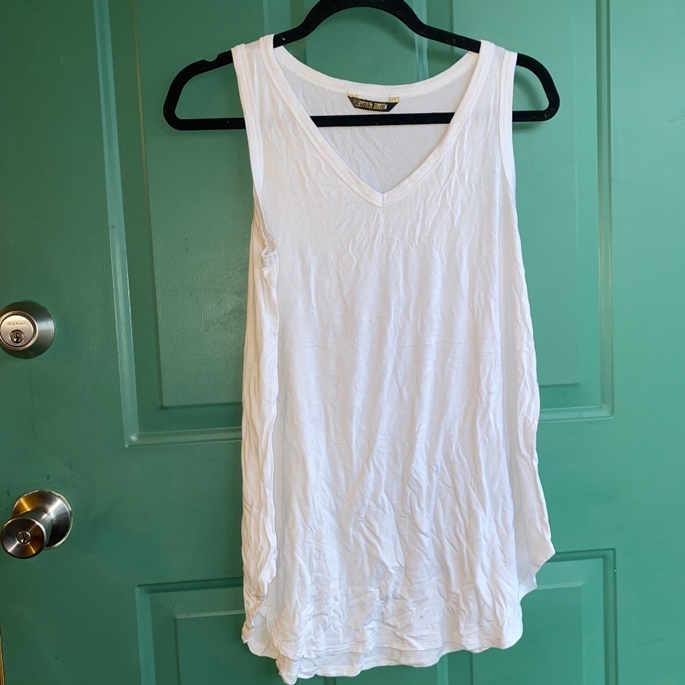 Peyton Jensen size small white summer top
